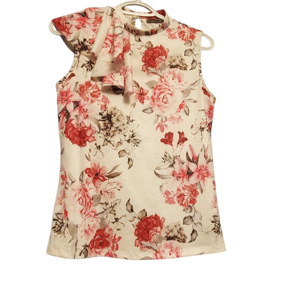 Suzy Shier Floral Sleeveless Top With Ruffle Detail on Neck